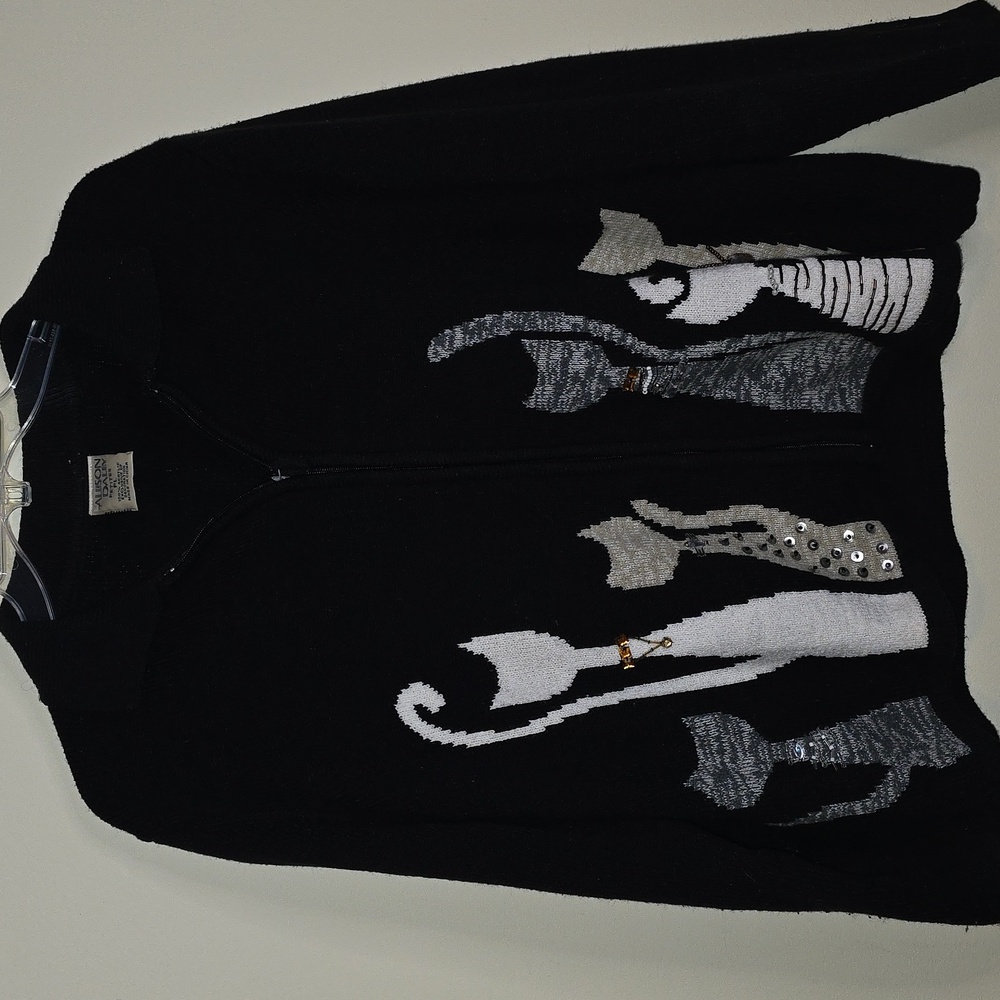 Vintage Allison Daley Black Zip-Up Sweater.  Fancy Cat Design in EUC. Size LP
